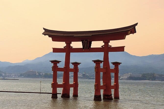 Hiroshima and Miyajima Private Custom Tour with Local Guide - Public Transport or a Private Car