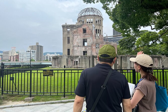 Hiroshima/Guided Virtual Tour of Peace Park/PEACE PARK TOUR VR - Peace Clock Tower and the destroyed Atomic Bomb Dome