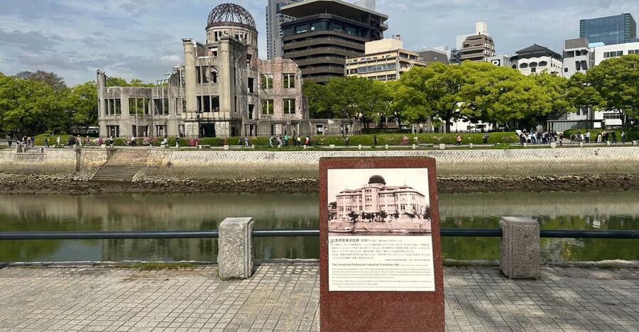 Hiroshima; Hiroshima Peace Memorial Museum and Castle Tour - Key points to know before booking