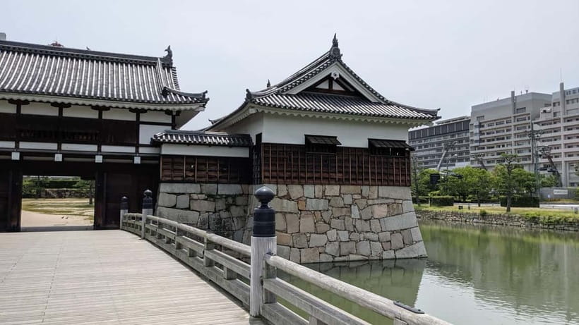 Hiroshima Historical Walking Tour - Why A-Bomb was Dropped - The guides make or break a heavy subject