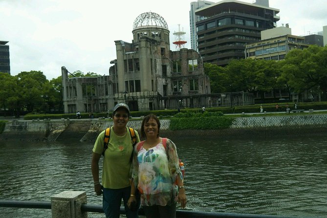 Hiroshima / Miyajima Full-day Private Tour with Government Licensed Guide - Food, art, and personal choices