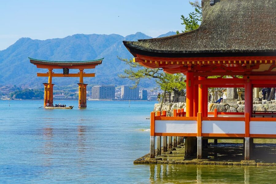 Hiroshima: Miyajima Half-day Historical Walking Tour - Key Points at a Glance
