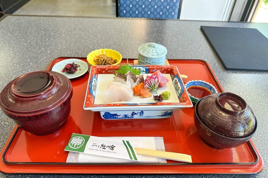 Hiroshima: Miyajima Half-day Historical Walking Tour - Itsukushima Shrine and Heian-Period Design