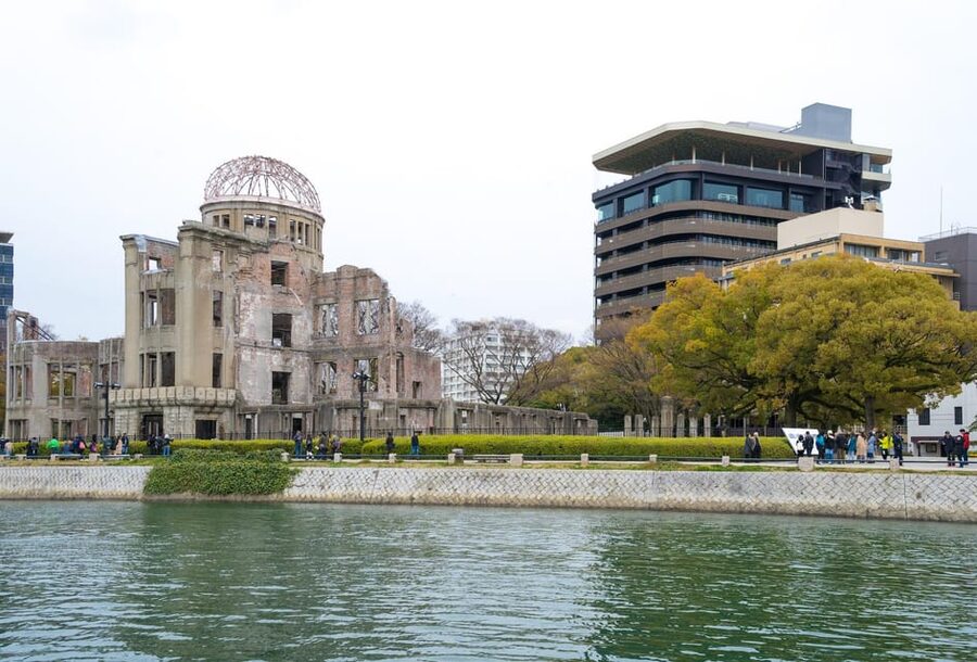 HIROSHIMA ORIZURU TOWER Admission Ticket - Who Will Enjoy the Tower Most?