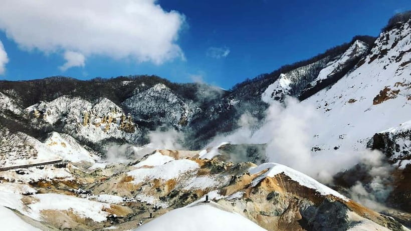 Hokkaido Seasonal: Lake Toya & Noboribetsu Jigokudani Valley - Lake Hill Farm in its quiet winter season