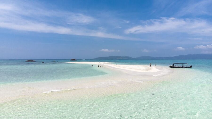 Ishigaki Island: Boat Snorkeling Tour at Phantom Island - Weather changes and the backup plan