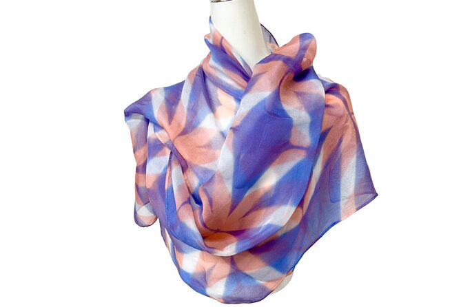 Itajime Shibori Scarf Class - The hands-on dyeing process