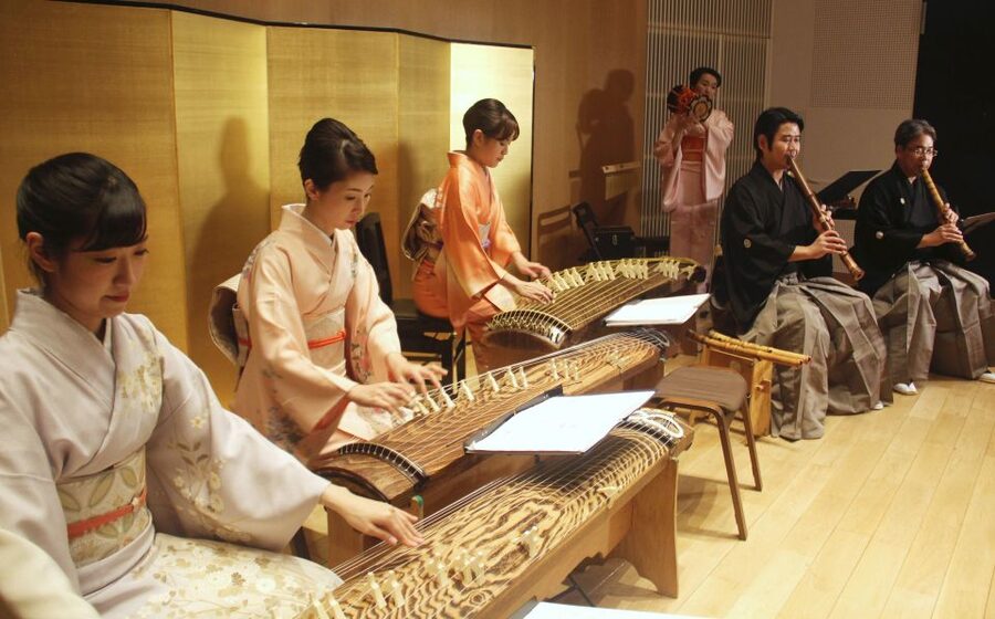 Japanese Traditional Music Show in Tokyo - A close audience changes the experience
