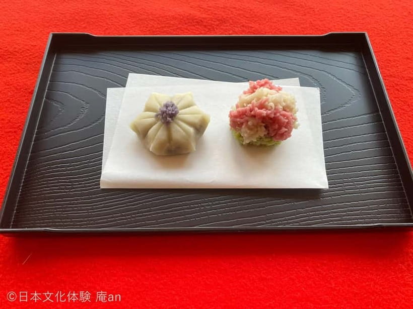 Japanese Traditional Sweets making and Tea Ceremony - Shaping the kinton nerikiri