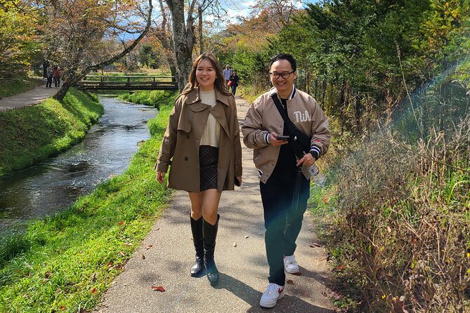 Johnny's Exclusive: Mt. Fuji Adventure from Kawaguchiko - Why a private car matters around Kawaguchiko
