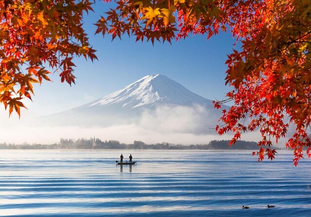 Johnny's Exclusive: Mt. Fuji Adventure from Kawaguchiko - Yagizaki Park and the changing views at Lake Kawaguchiko