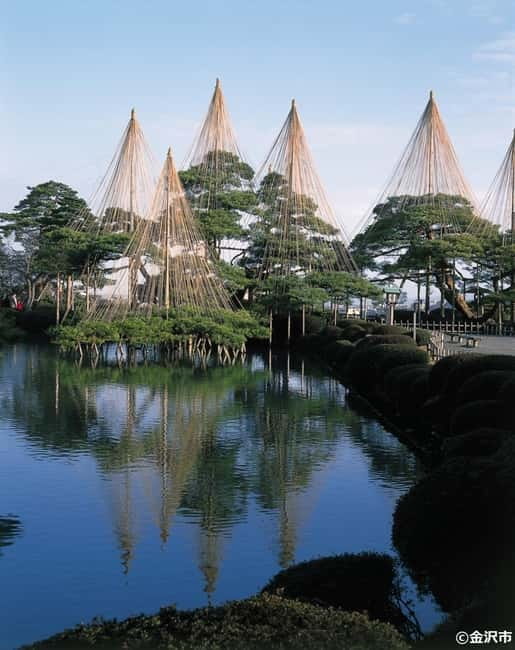 Kanazawa Half Day E-bike Tour - What the guides add to the ride