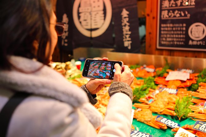 Kanazawa private 1 day/Photoshoot by professional photographer - Omicho Market brings lunch and local life