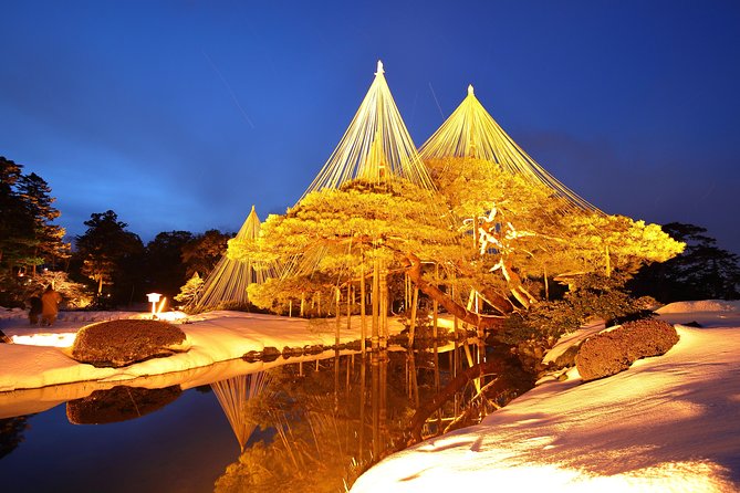 Kanazawa private half day/Photoshoot by professional photographer - Kanazawa Castle: a short stop with strong visual impact