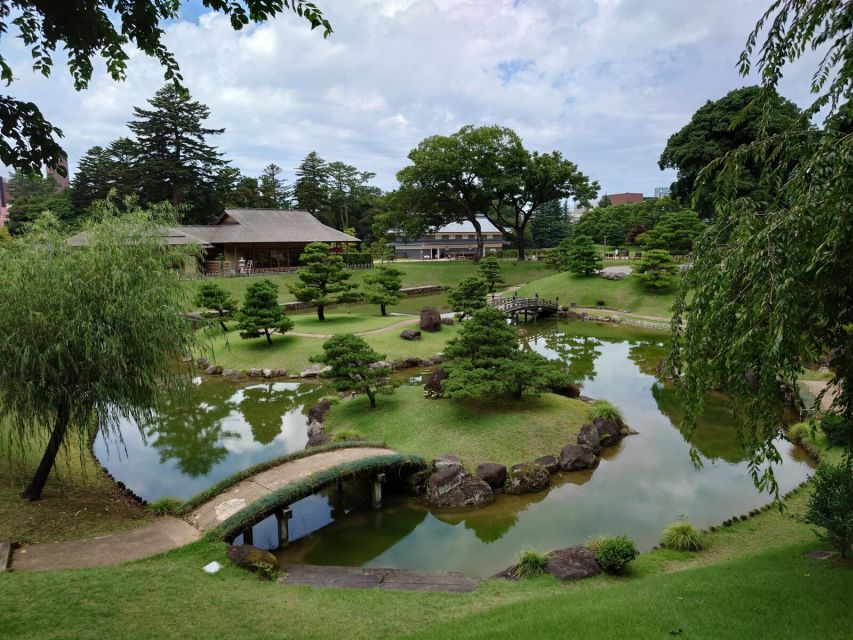 Kanazawa: Samurai, Matcha, Gardens and Geisha Full-Day Tour - Nagamachi shows the samurai life most visitors miss