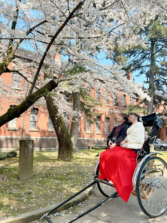 Kanazawa:Traditional Experience -kimono rent at wargo - Getting dressed in less than an hour
