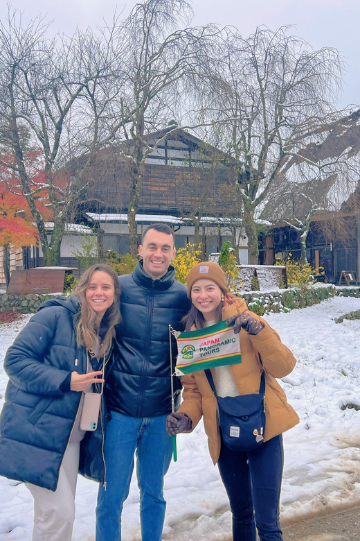 Kanazawa: World Heritage Shirakawa-go Morning Guided Tour - The best and less ideal parts of the experience