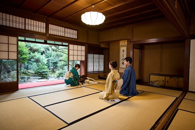 Kimono Tea Ceremony at Kyoto Maikoya, Karasuma Shijo - A traditional tea room and the rules of attention