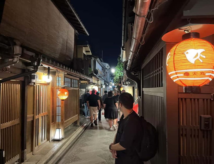 Kioto: Gion Tour, recorrido a pie (Español/Castellano) - Meeting near Disney Kyoto Shijo-Kawaramachi