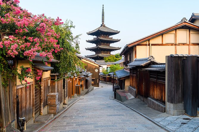 Kiyomizu Temple and Backstreets of Gion, Half Day Group Tour - Kennin-ji, Kyoto’s oldest Zen temple