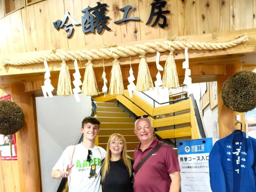 Kobe: 3-Hour Sake Breweries Tour with Special Tasting - Why the guide matters so much