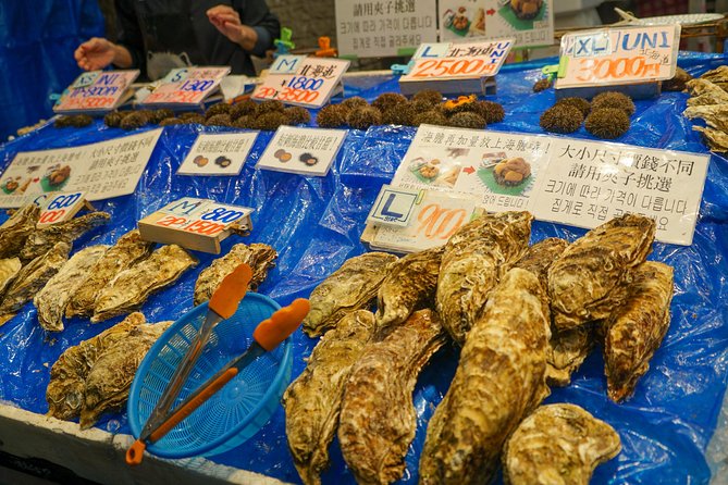 Kuromon Market Food Walking Tour in Osaka (6 stops, 6 tastes) - The six tastes are best treated as a guided introduction
