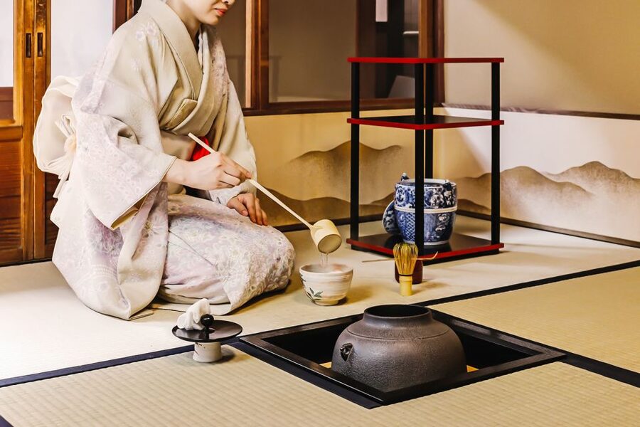 Kyoto: 45-Minute Tea Ceremony Lesson Experience - Sitting down at the tea house near Kinkakuji