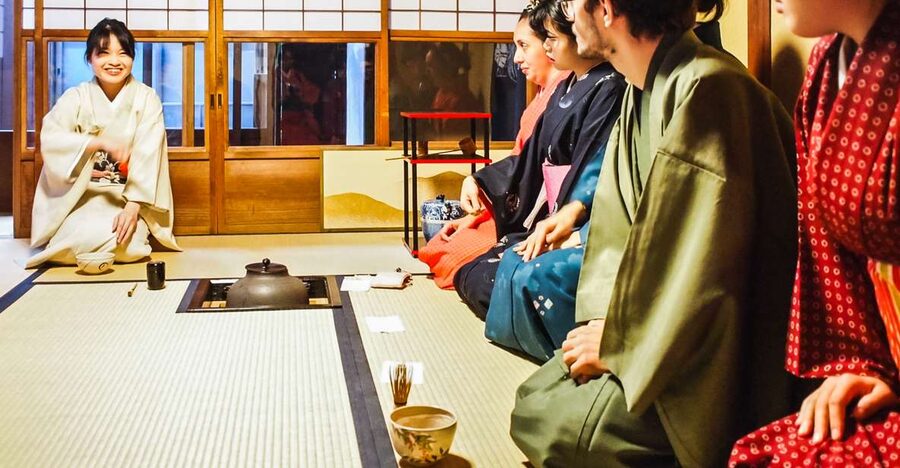 Kyoto: 45-Minute Tea Ceremony Lesson Experience - Watching a tea master prepare matcha