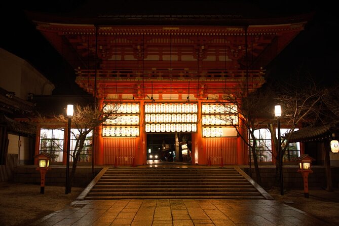 Kyoto 5-Star Geisha Night Walk: Small-Group Authentic Experience - Yasui-Konpiragu and Kyoto’s religious traditions