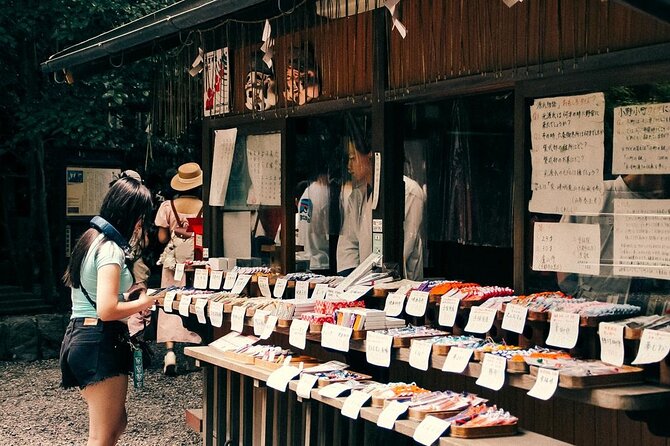 Kyoto: Arashiyama Bamboo Forest, Monkeys, Matcha & Temple Tour - Nonomiya Shrine and a quieter side of Arashiyama
