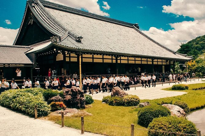 Kyoto: Arashiyama Bamboo Forest, Monkeys, Matcha & Temple Tour - Guides can make or break the day