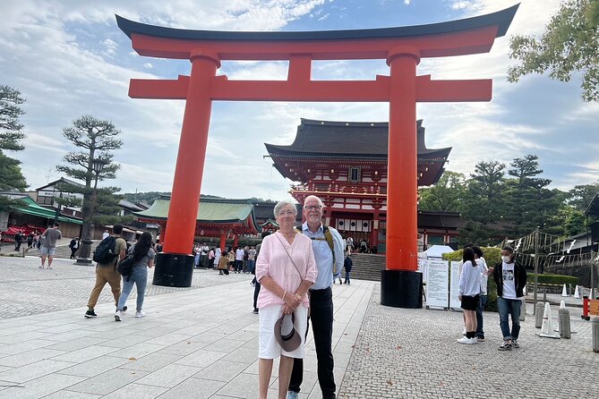 Kyoto Early Morning Tour with English-Speaking Guide - Small groups and guide quality