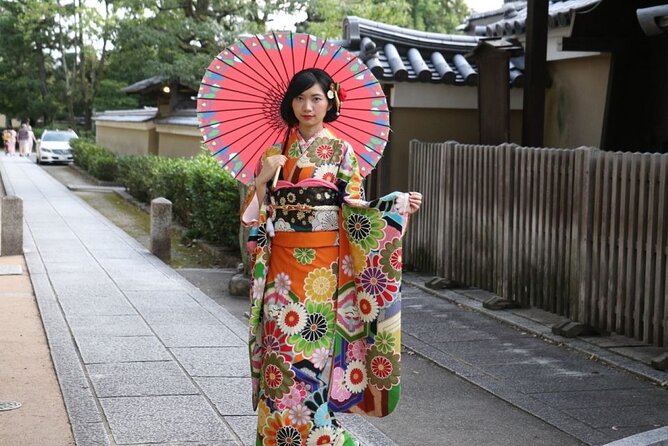 Kyoto:Family-Friendly Kimono & Yukata Experience at WARGO - Starting at Kyoto Station and reaching more of the city