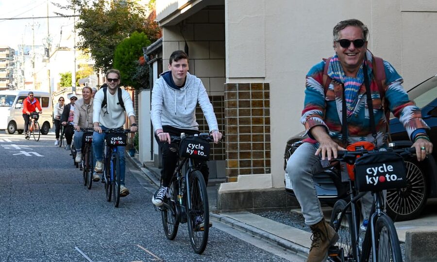Kyoto: Full Day Bike Tour - Tofukuji and the torii gates of Fushimi Inari
