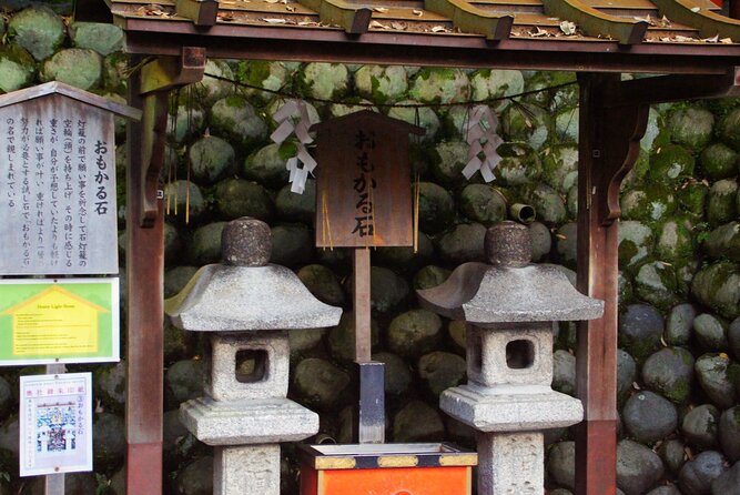Kyoto: Fushimi Inari Shrine Walking Tour - Through the torii gates and into Inari worship