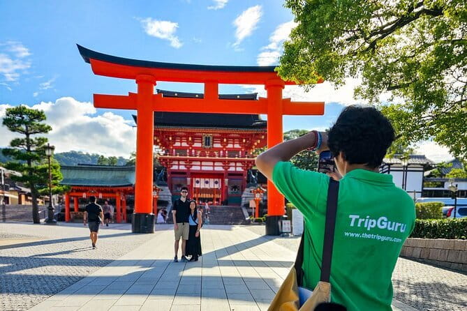 Kyoto: Geisha Dinner & Gion Cultural Walk - The guides and the value of translation