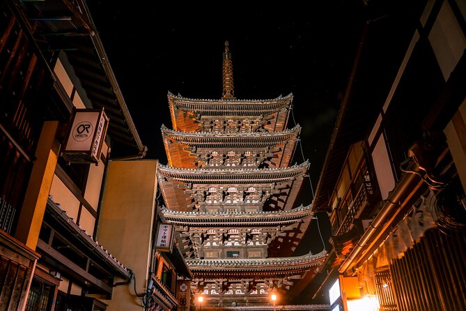 Kyoto: Gion Geisha District & Sake-in-Hand Walking Tour - Gion, where the geisha story begins