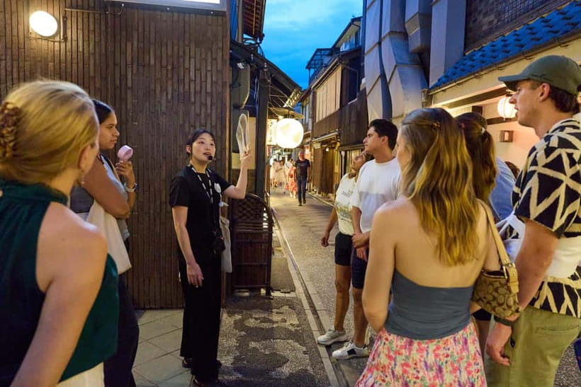 Kyoto: Gion Geisha District Walking Tour - Stories of Geisha - Key points to know before you book