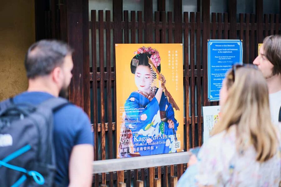 Kyoto: Gion Hidden Gems & Geisha Culture Tour - Ninenzaka, Hōkan-ji, and classic Kyoto views