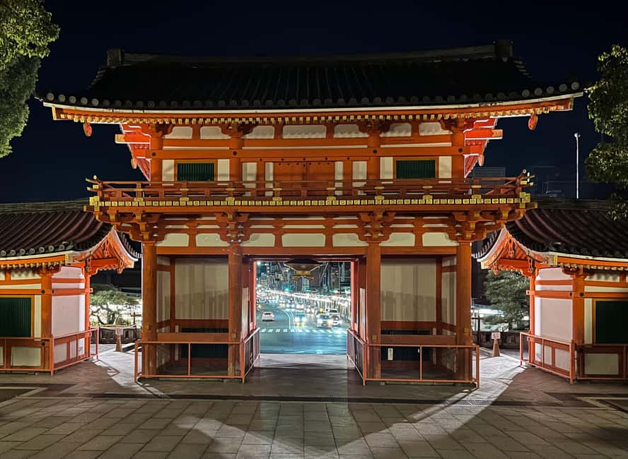 Kyoto: Gion Magical Night Walking Tour with Geisha Trivia - Practical limits before you book