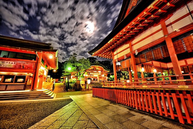 Kyoto: Gion Night Walking Tour with Geisha Insight - Why a night walk makes sense in Gion