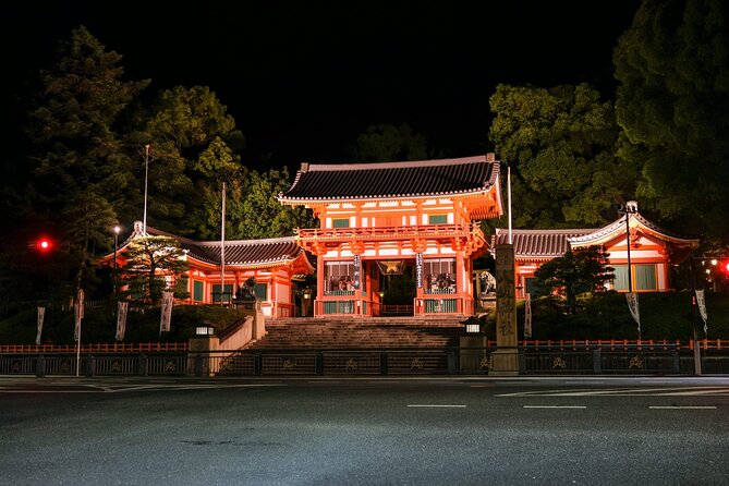 Kyoto: Gion Night Walking Tour with Geisha Insight - What the $25 price really buys you