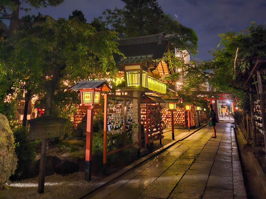 Kyoto: Gion Sunset Walking Tour with Local Guide - Starting at Kyoto Kawaramachi Garden