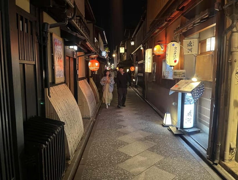 Kyoto: Gion Walking Tour - Gion-Higashi and an honest look at geisha culture