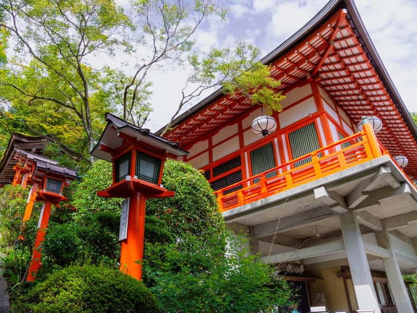 Kyoto: Hike and Hot Springs in Kurama - Kibune Shrine and the start of the trail