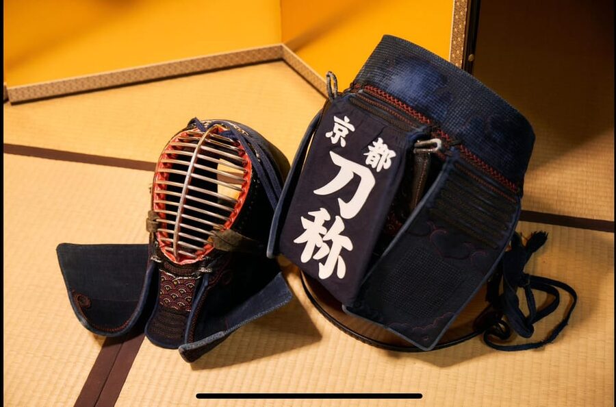 Kyoto: Kendo and Samurai Experience with Uniform and Gear - Learning Samurai Etiquette and Kendo Basics