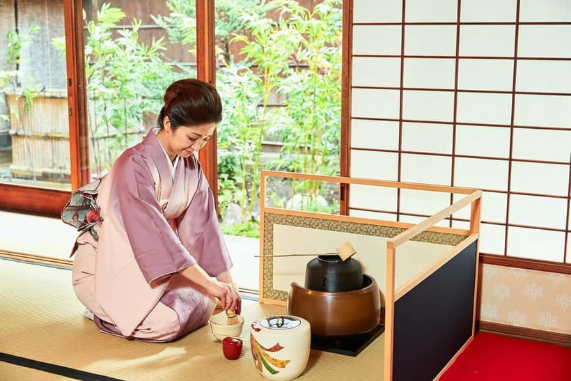 Kyoto: Kimono Tea Ceremony with Matcha and Sweet - Photos, kimono time, and the practical value of the outfit