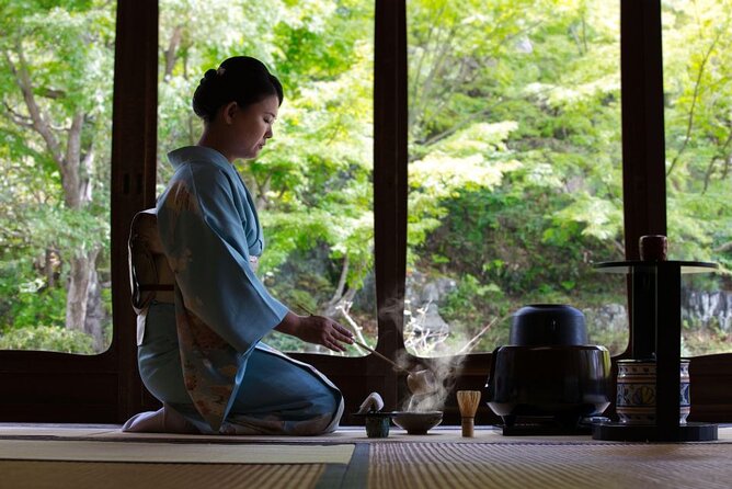 Kyoto Kiyomizu Tea Ceremony with Scenic Garden Views - Learning to make your second cup