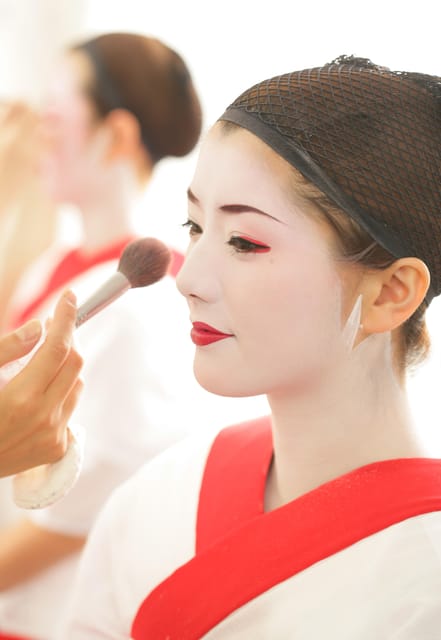 Kyoto: Maiko Makeover and Photoshoot Experience - Key points at a glance