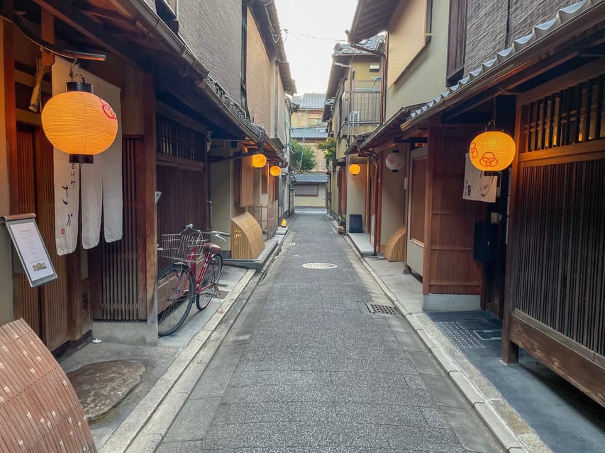 Kyoto: Meet the Geisha Maiko with Gion Walking Tour - Is the $106 price fair?